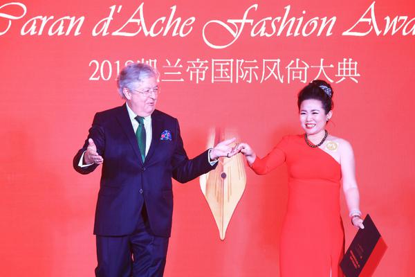 【黑料04.com】三是系級AI購物幫手